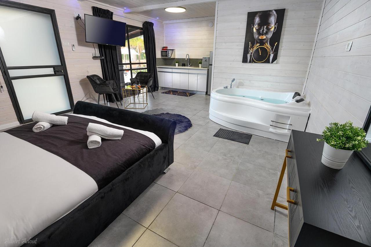 אוטופיה בצפון - מתחם אירוח מפואר Hotel Shahar Eksteriør billede
