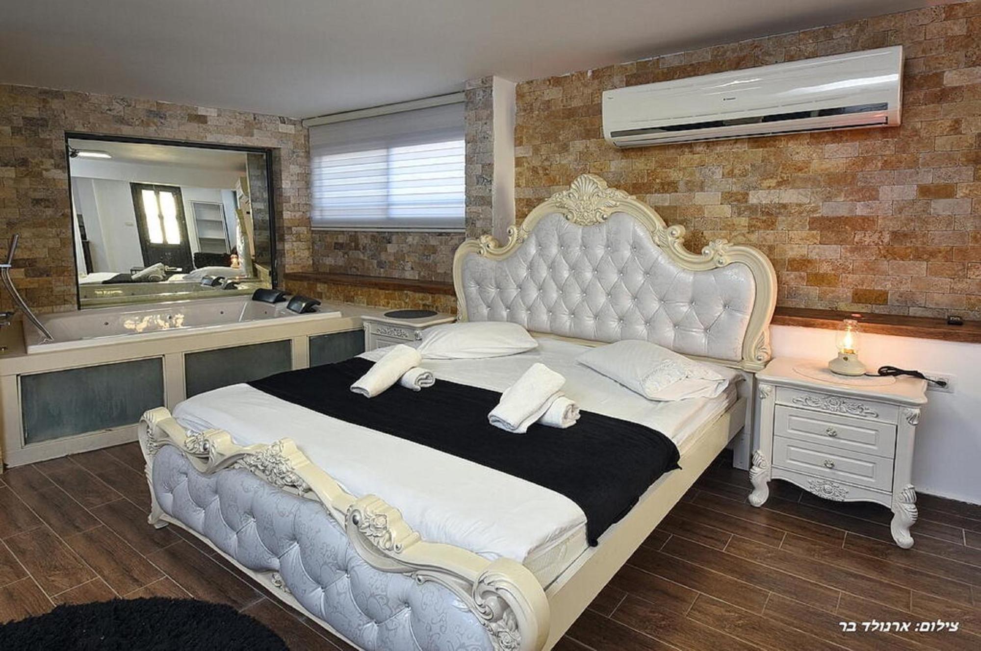 אוטופיה בצפון - מתחם אירוח מפואר Hotel Shahar Eksteriør billede